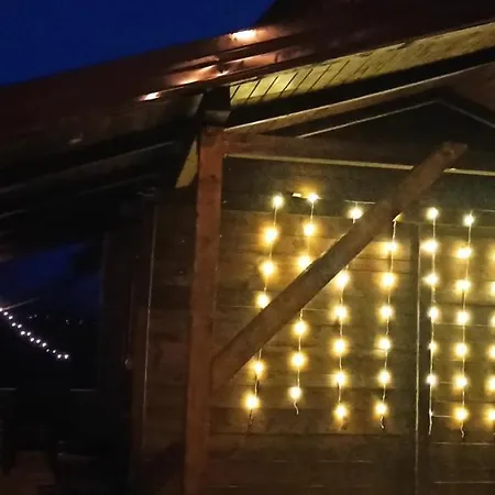 Porodicna Brvnara Ivanovic Апартаменты Златибор